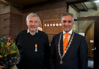 Rob Peperzak met burgemeester Hans Teunissen