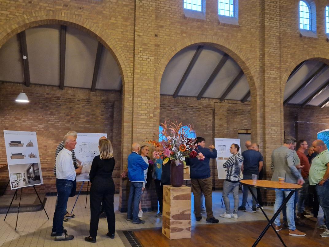 Bijeenkomst in de kerk