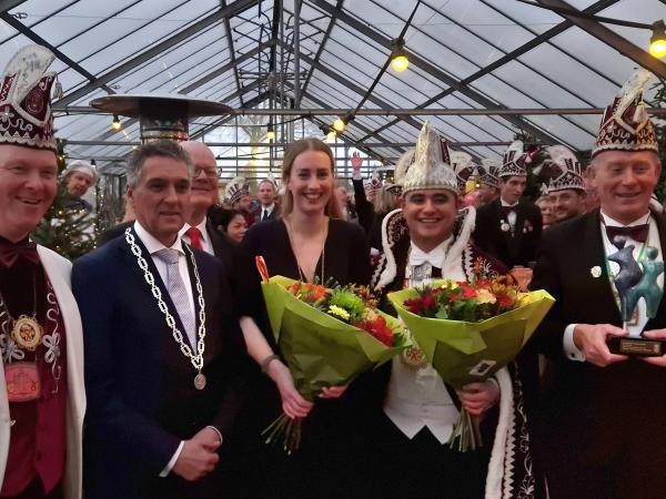 Prins carnaval met burgemeester