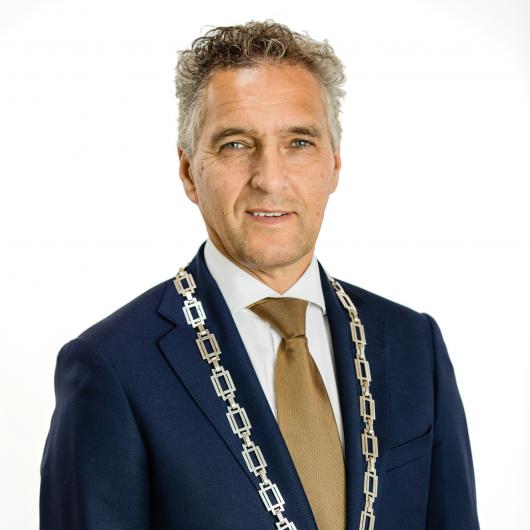 Burgemeester Hans Teunissen